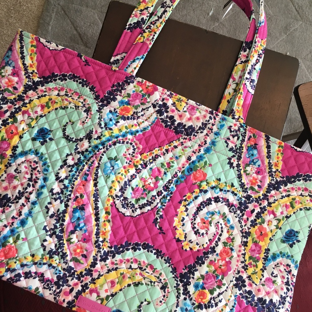 Vera Bradley large tote new